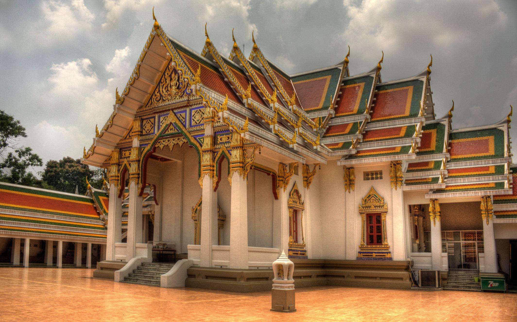 Wat Phra Si Mahathat